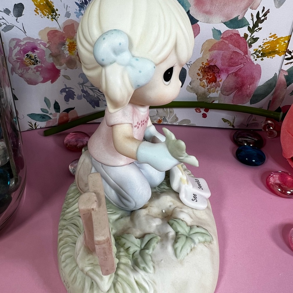 🛑SOLD🛑 Precious Moments 2008 Collectors' Club "Sow Much To Do" Garden Hearts - Picture 6 of 10